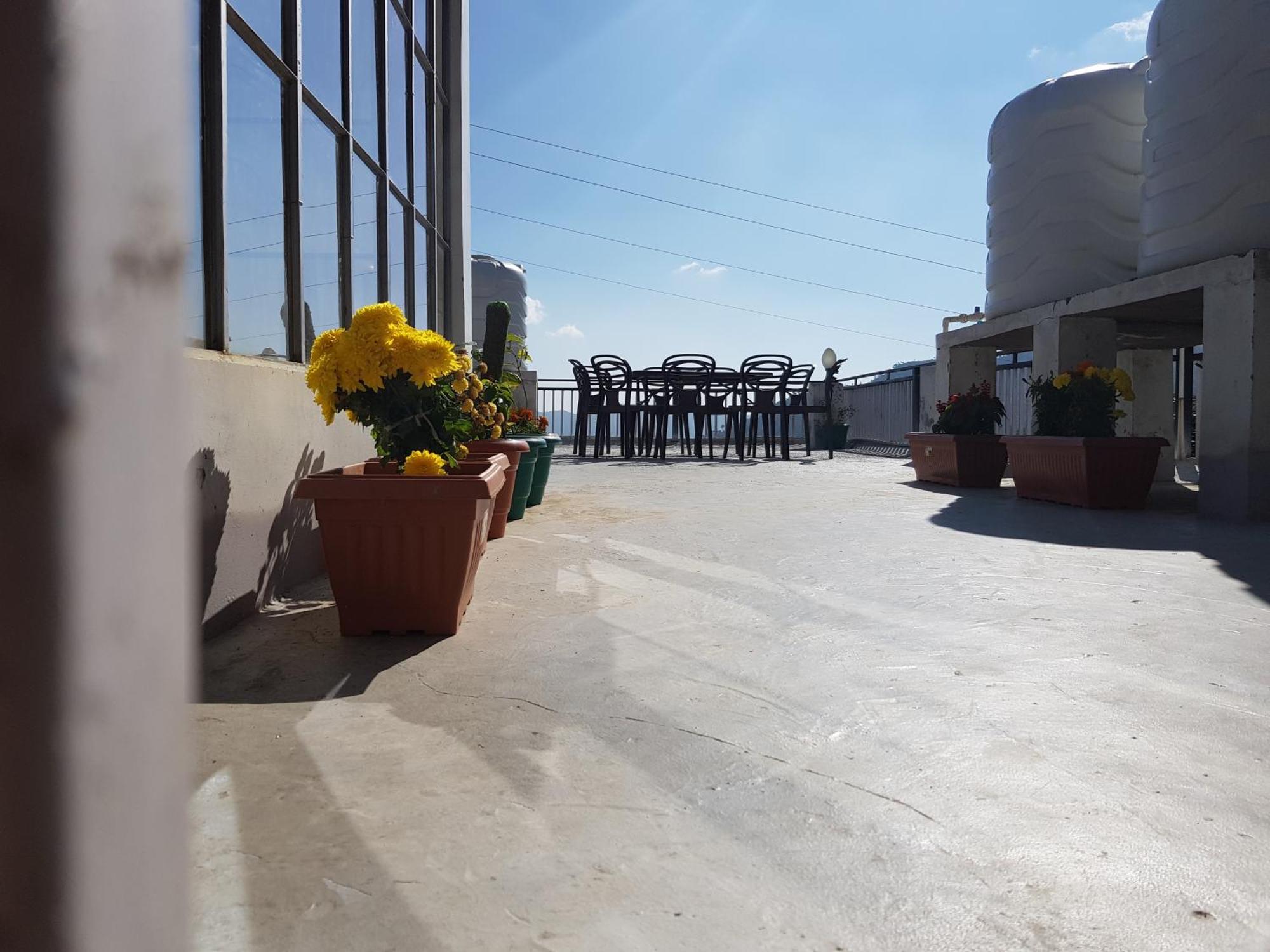 Mountain Golden Ray Apartment Mukteshwar Exterior photo