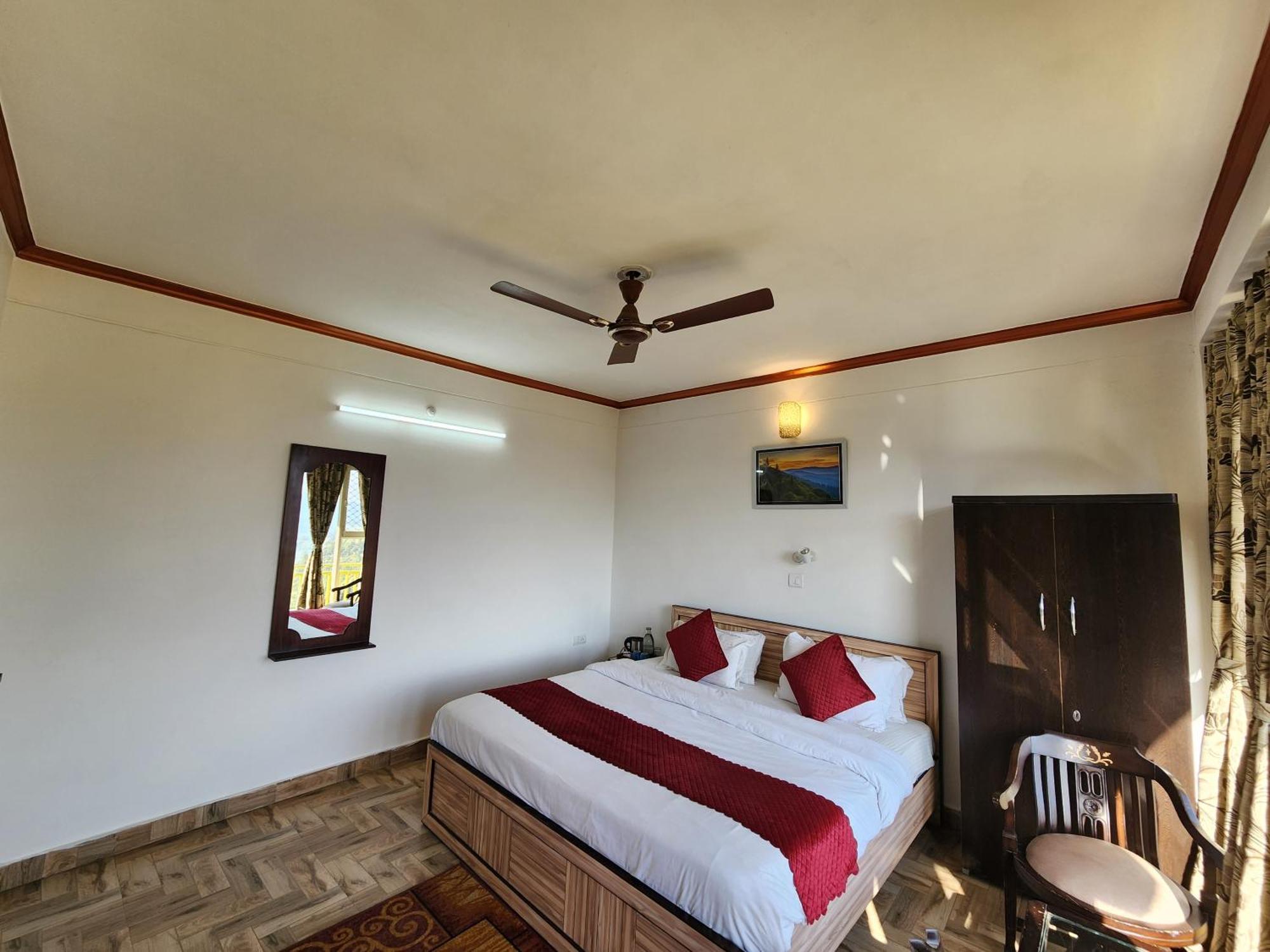 Mountain Golden Ray Apartment Mukteshwar Exterior photo