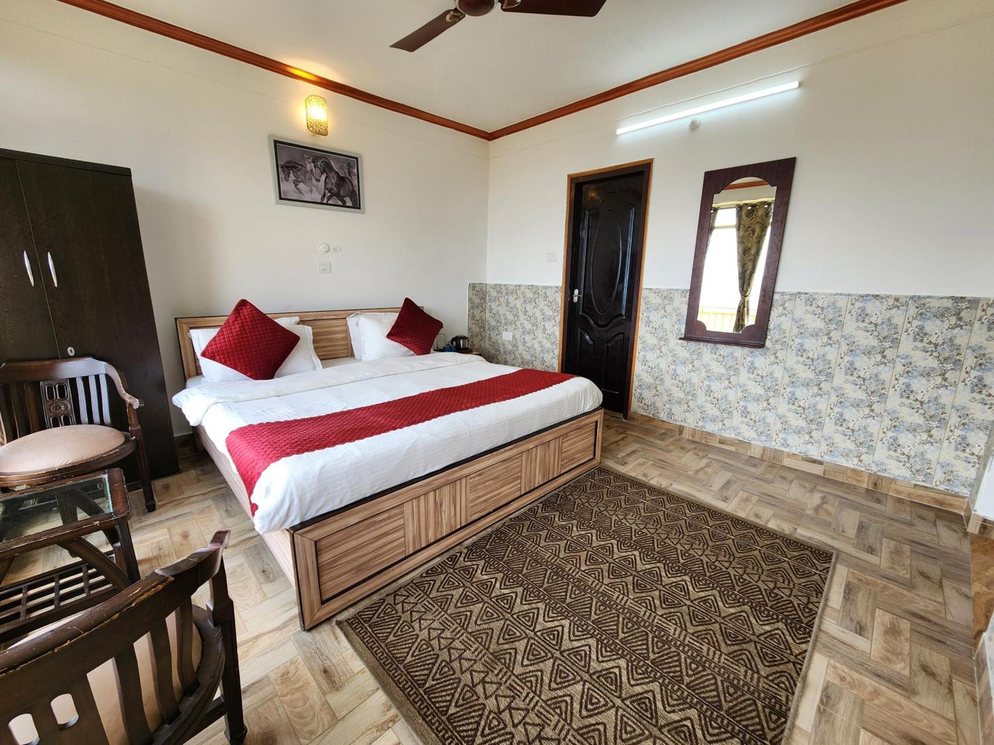Mountain Golden Ray Apartment Mukteshwar Exterior photo